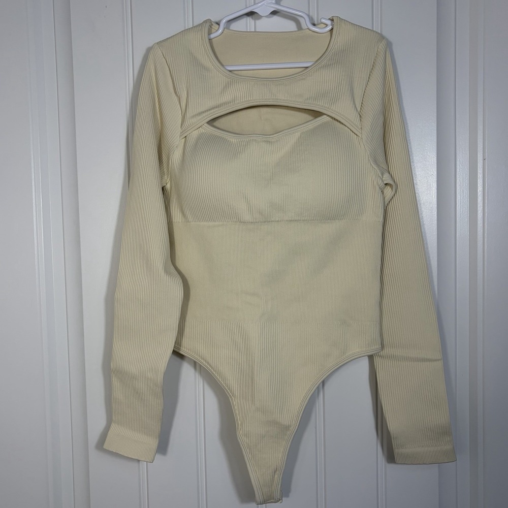 Women's Ribbed Long Sleeve‎ Cutout Thong Bodysuit Cream Nude Size Small